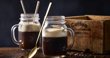 Proteinshake mit Kaffee