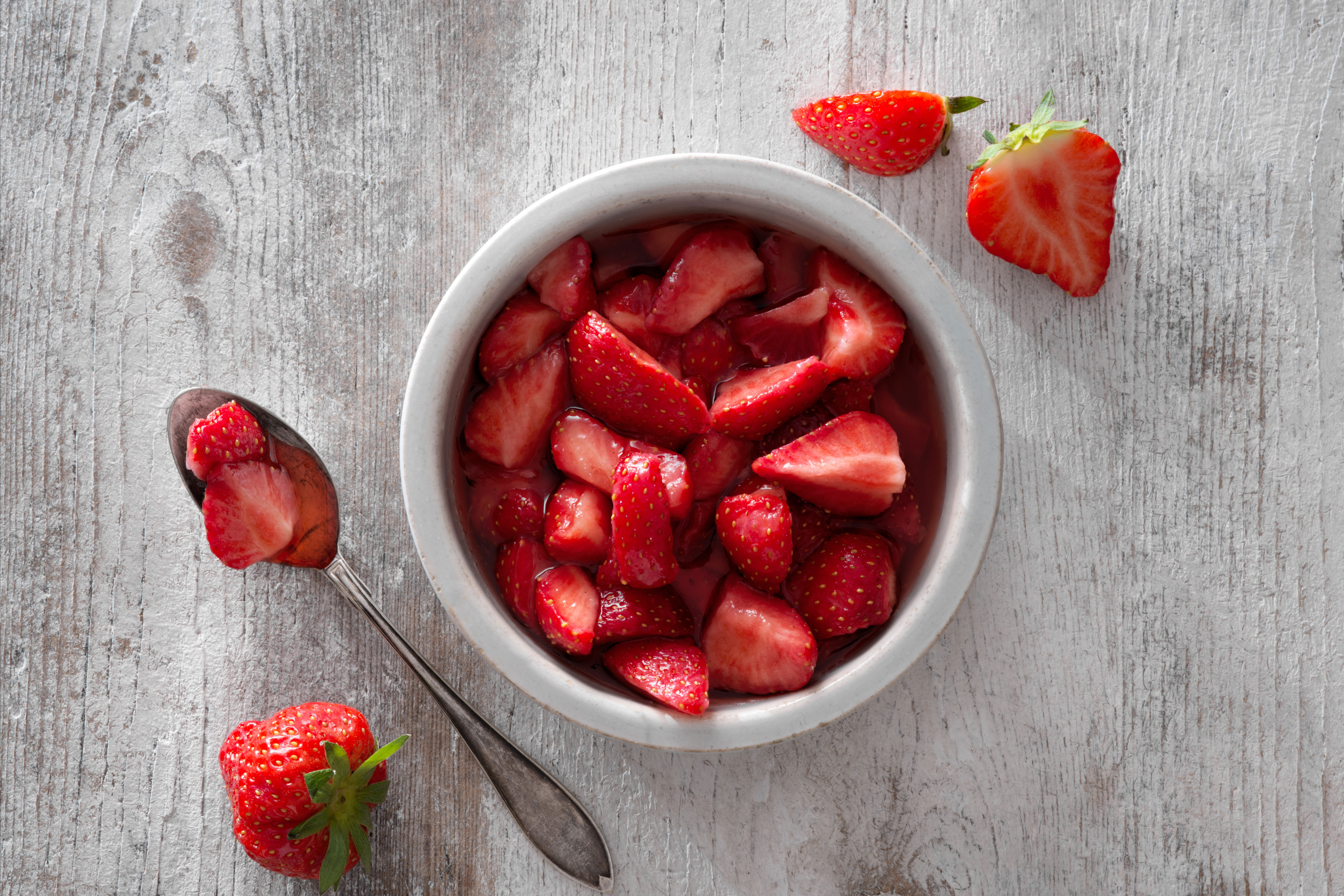 So frierst du Erdbeeren ein