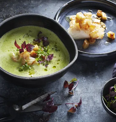 6 ud af 10 danskere inviterer gerne middagsgæster på takeaway: Nytårsaften spiser næsten en million danskere mad udefra