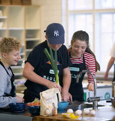 Madlejrskole når milepæl: Nu er 10.000 børn blevet klogere på mad og sundhed