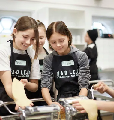 Ny MADlejr slår dørene op: Første hold elever indvier ny MADlejr i Højer