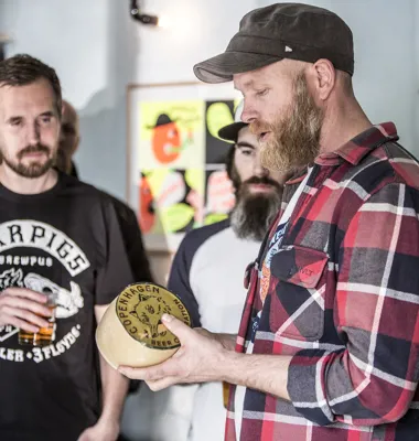 Arla i samarbejde med bryggeriet Mikkeller