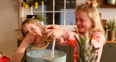 Børn i køkkenet - hvad kan dit barn lave i hvilken alder