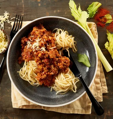 Danskernes madvaner anno 2020: Pasta med kødsovs er stadig danskernes yndlingsret – men de unge introducerer nye madvaner