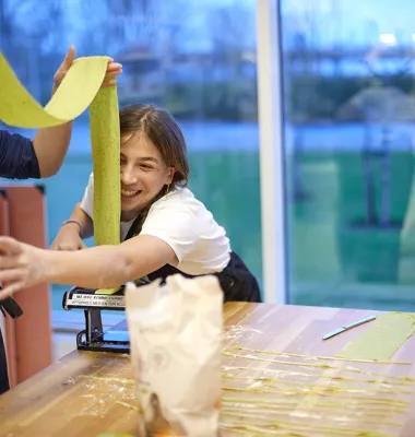 Hvert andet barn finder inspiration til madlavning på de sociale medier