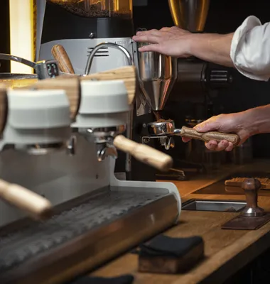 Nordjyderne vil have kaffen sort, og københavnerne vil have mælk i: Sådan ser danskernes kaffevaner ud i dag