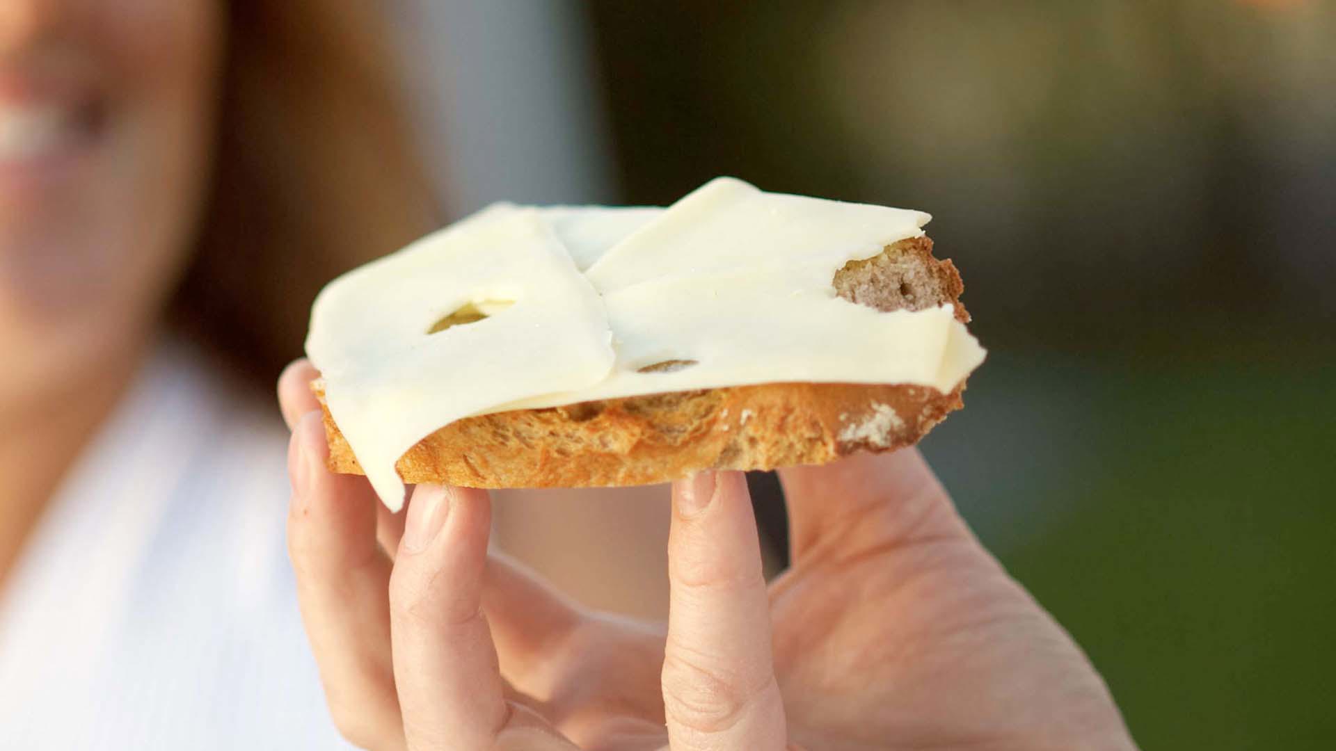 Hvordan opbevarer jeg ost?