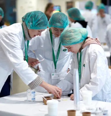 6. klasseelever skal udvikle deres egen yoghurt på Arlas innovationscenter