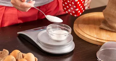 Tabla de equivalencias en la cocina: ¿cuántos gramos tiene una cuchara?