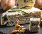 ¿Por qué es azul el queso azul?