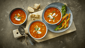 Tomaatti-porkkanakeitto