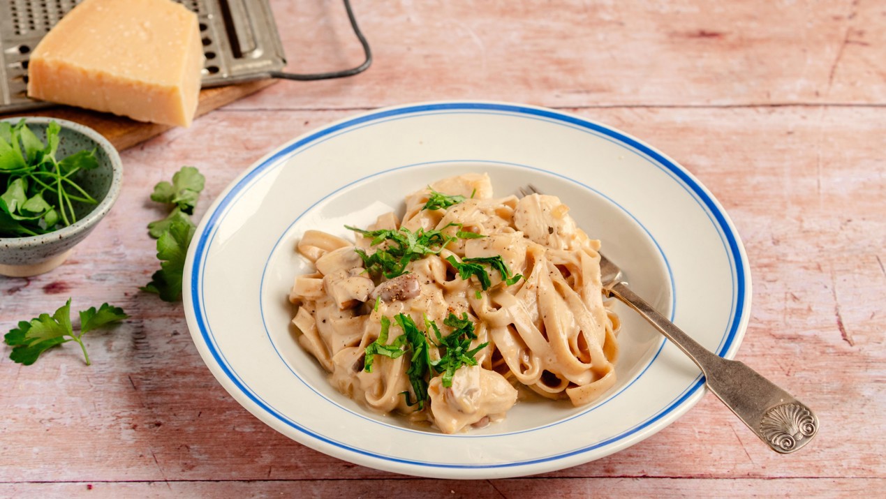 kippenpasta met bechamelsaus