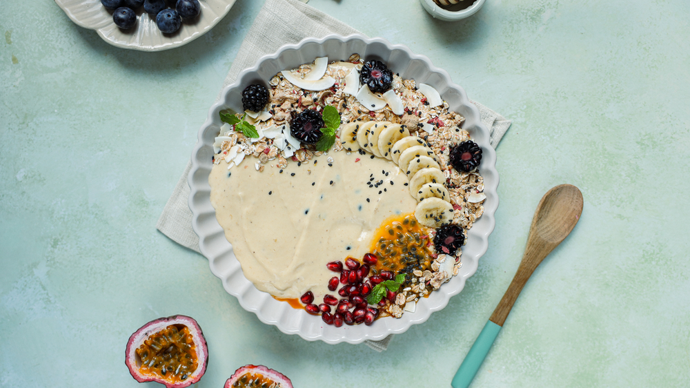 PNG_Version-Banana smoothie bowl 