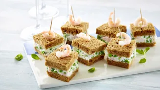 mini sandwiches