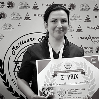 https://cdb.arla.com/api/assets/arla-pro-fr/emma-portrait.png