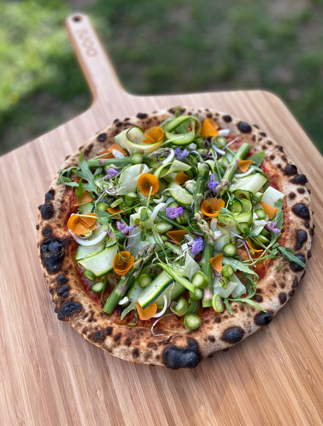 https://cdb.arla.com/api/assets/arla-pro-fr/pizza-emma-1.jpg