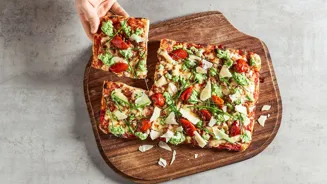 https://cdb.arla.com/api/assets/arla-pro-uk/db2b9ecd-cab8-456f-ae8c-8eb60ba8adc8/1920x1080omne-arla-pizza-tricolore.jpg?version=0