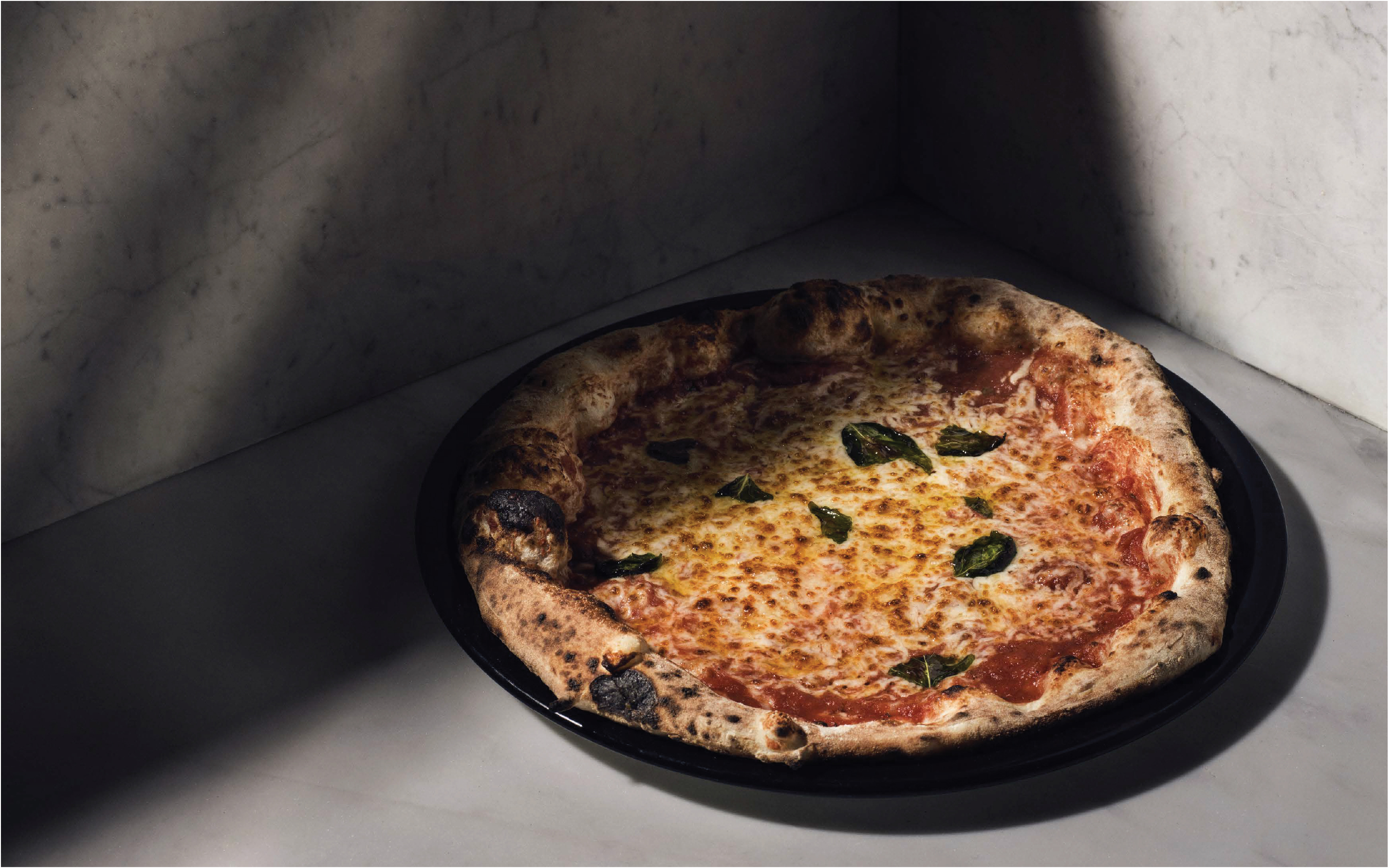 https://cdb.arla.com/api/assets/arla-pro-uk/pizza-33.jpg