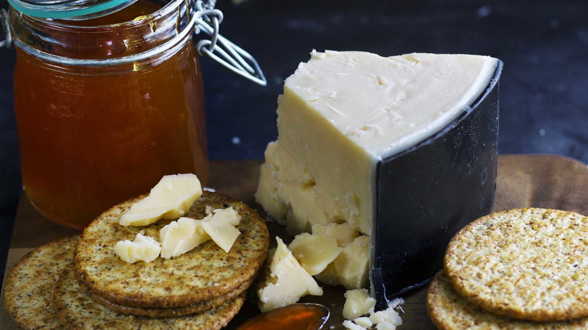 Cheddarost – en av världens mest populäraste ostar