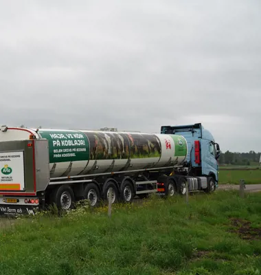 Arla höjer mjölkpriset till bönderna för fjärde månaden i rad. Foto: Arla