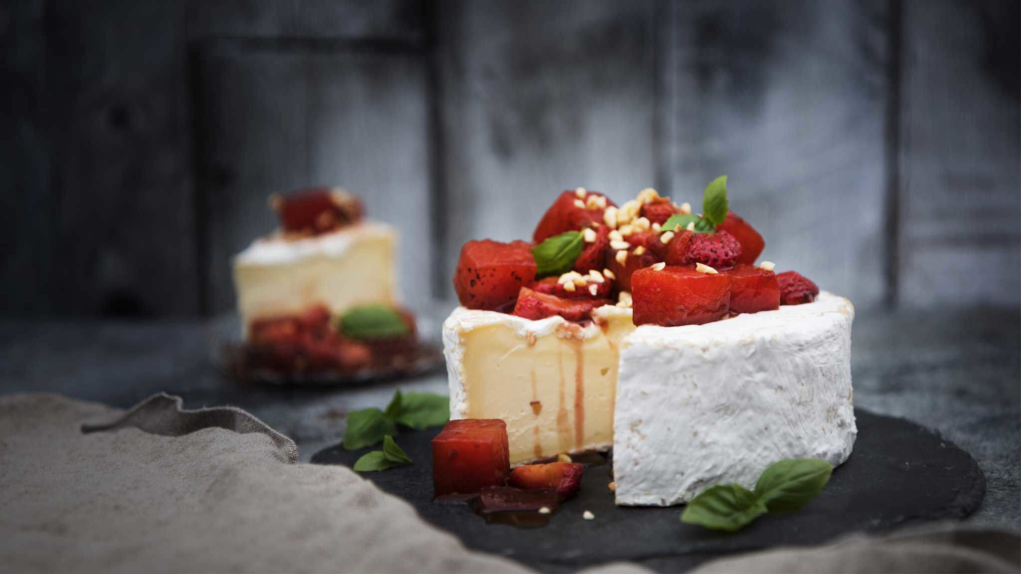 Fira Mors dag med en ostbricka – från milda favoriter till lagrad lyx