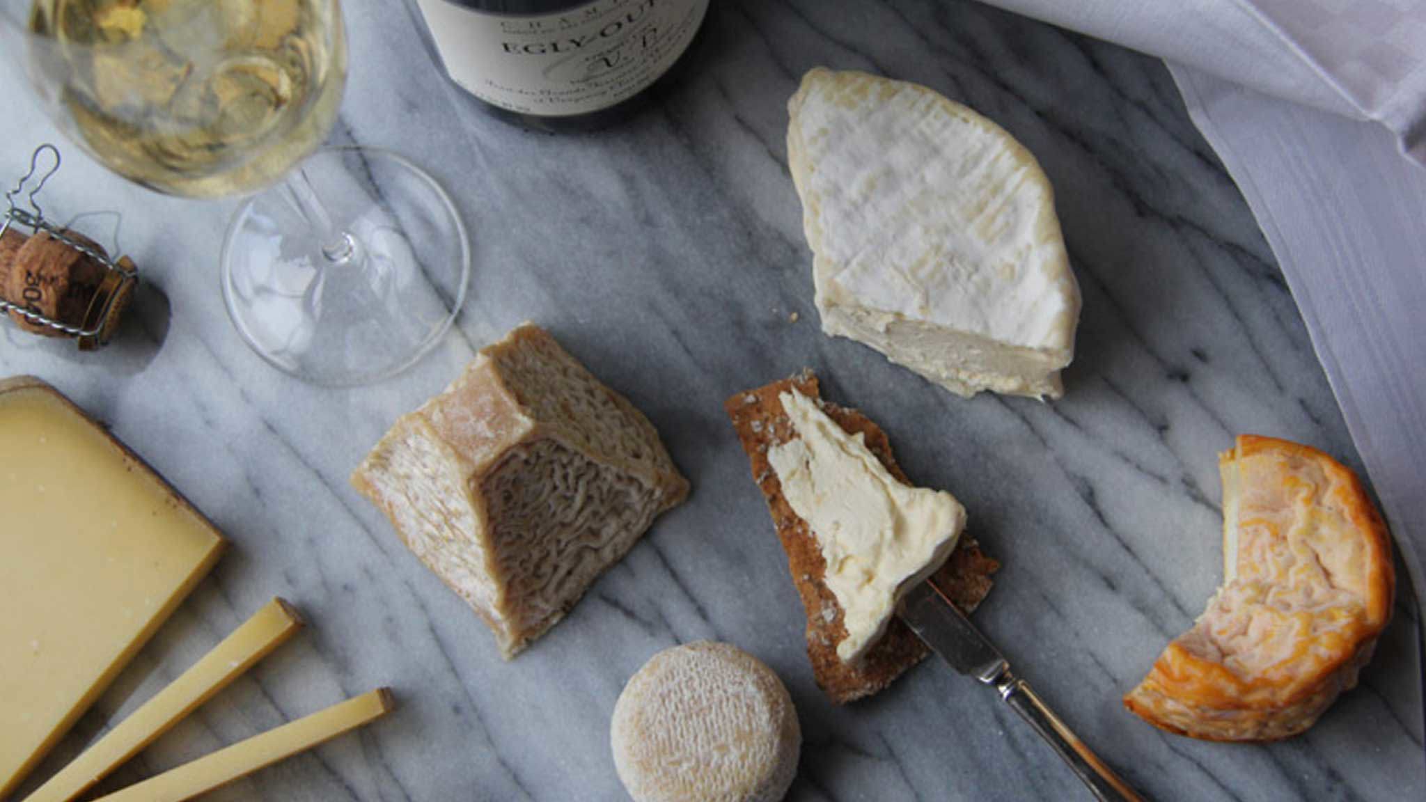 Bästa ostbrickan till champagne och mousserande