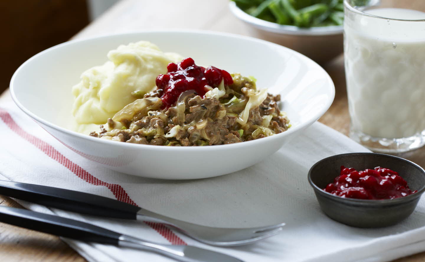 Köttfärssås med vitkål Liggande_TIF.jpg