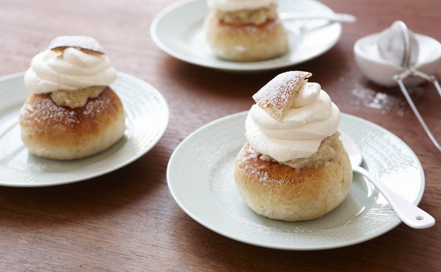 Klassiska semlor_TIFF.jpg