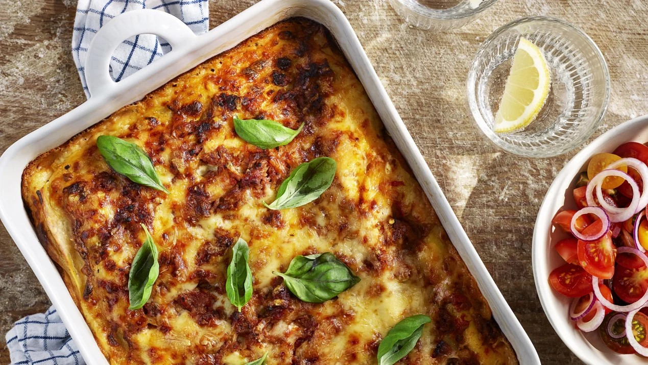 Det är vanligast att laga matlådor på söndagar och det mest populära receptet är lasagne, enligt besöksdata från Arla.se. Foto: Arla.