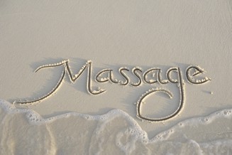 massage skrivet i sand.jpg