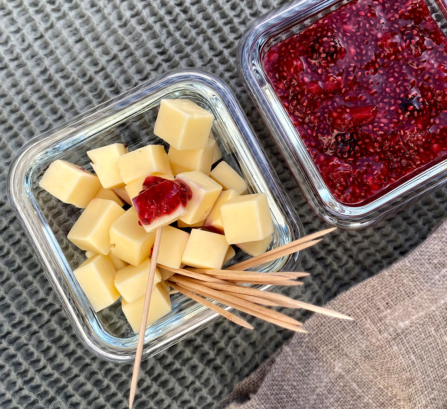 Ost olivspett Arla Familjefavoriter-1440x1318.jpg