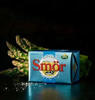 Nu lanseras Arla Svenskt Smör Havssalt – smakhöjaren till vårens primörer