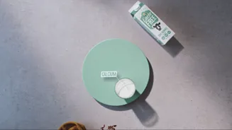 500084_lactofree_Nutrients_Milk_spin_1440.gif