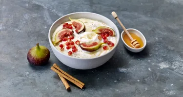 Skyr vs Greek yogurt