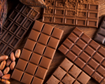 Does chocolate contain lactose?