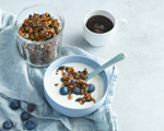 how much protein is in yoghurt per 100g?