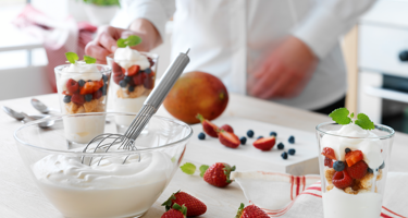 Does cream have lactose?