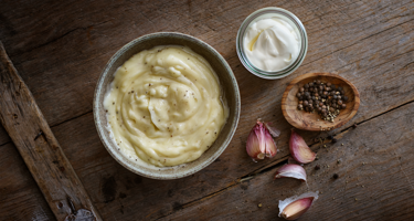 Is mayonnaise lactose-free? 