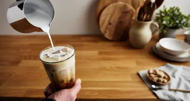 How to make an iced latte