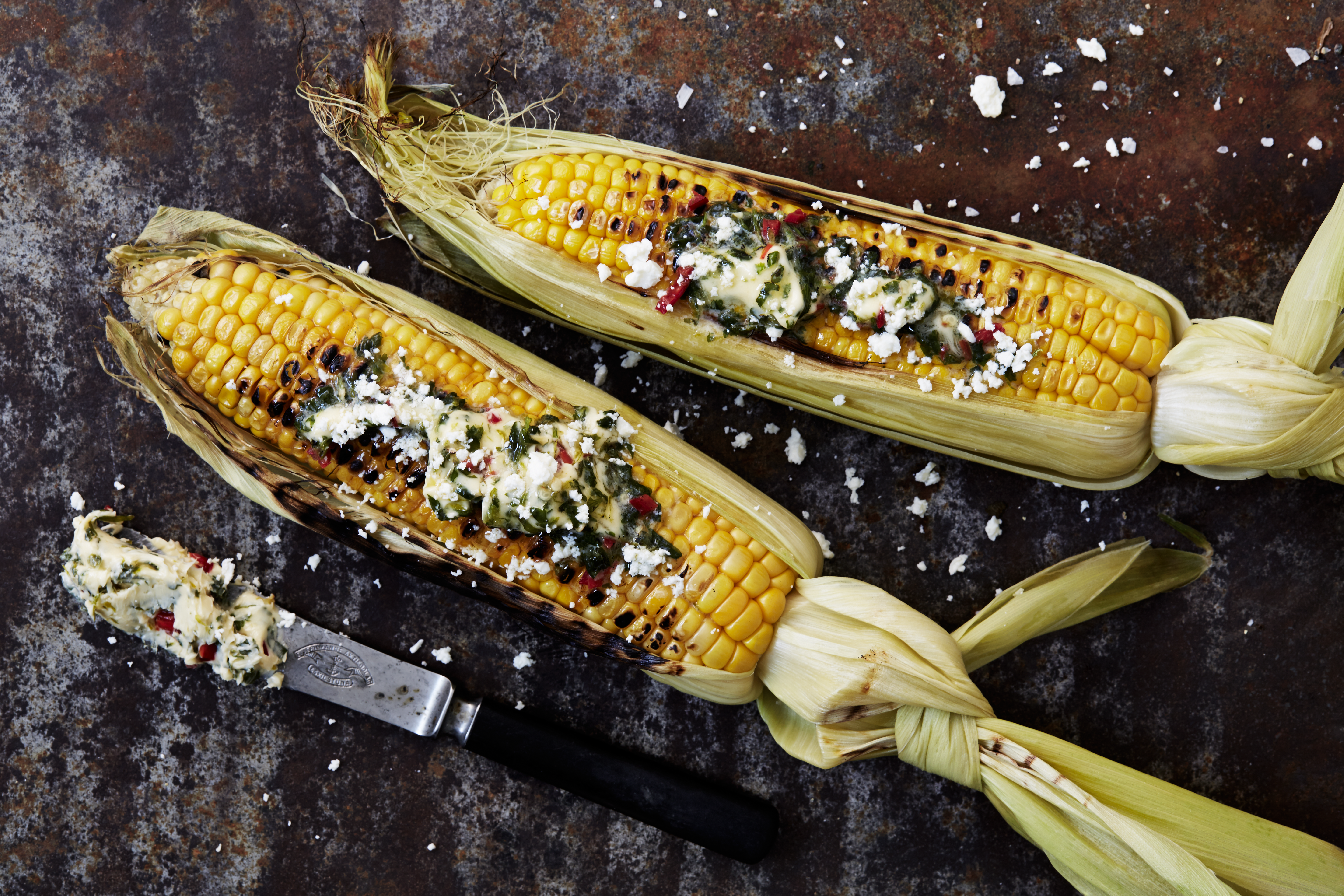 Grilled corn on the cob 