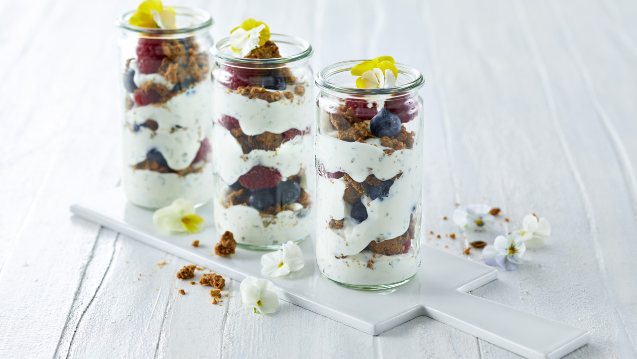 Blueberry triffle