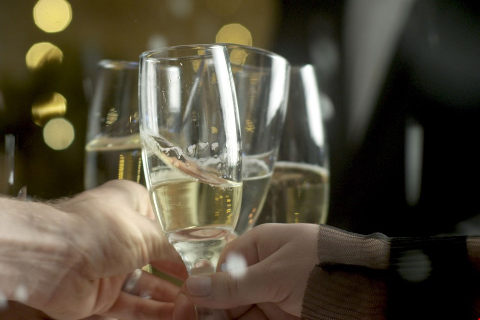 Host a Memorable New Year’s Party