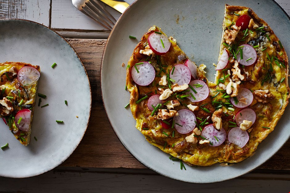 Frittata with potatoes and creamy blue