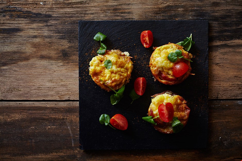Breakfast muffins with creamy brie and cured ham