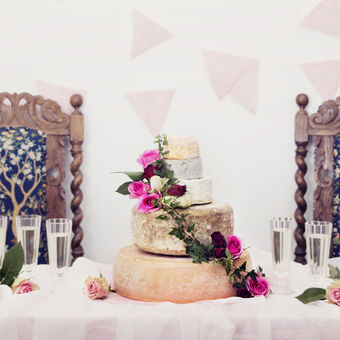 Osttårta till bröllopet och sommarens fester!
